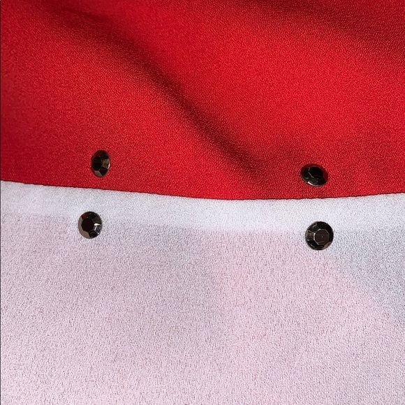 Red & white tank - Picture 3 of 4